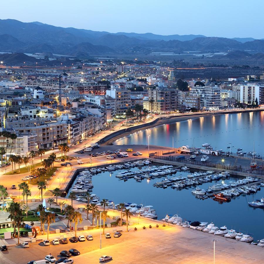 Aguilas Sol & Playa Con Garaje Privado מראה חיצוני תמונה